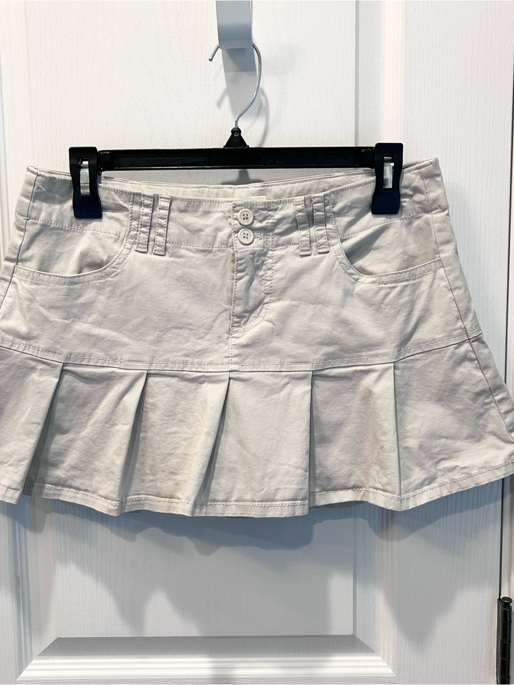 Aeropostale Pleated Cargo Mini Skort Size Small Khaki Beige Tan Y2K Aesthetic⁠